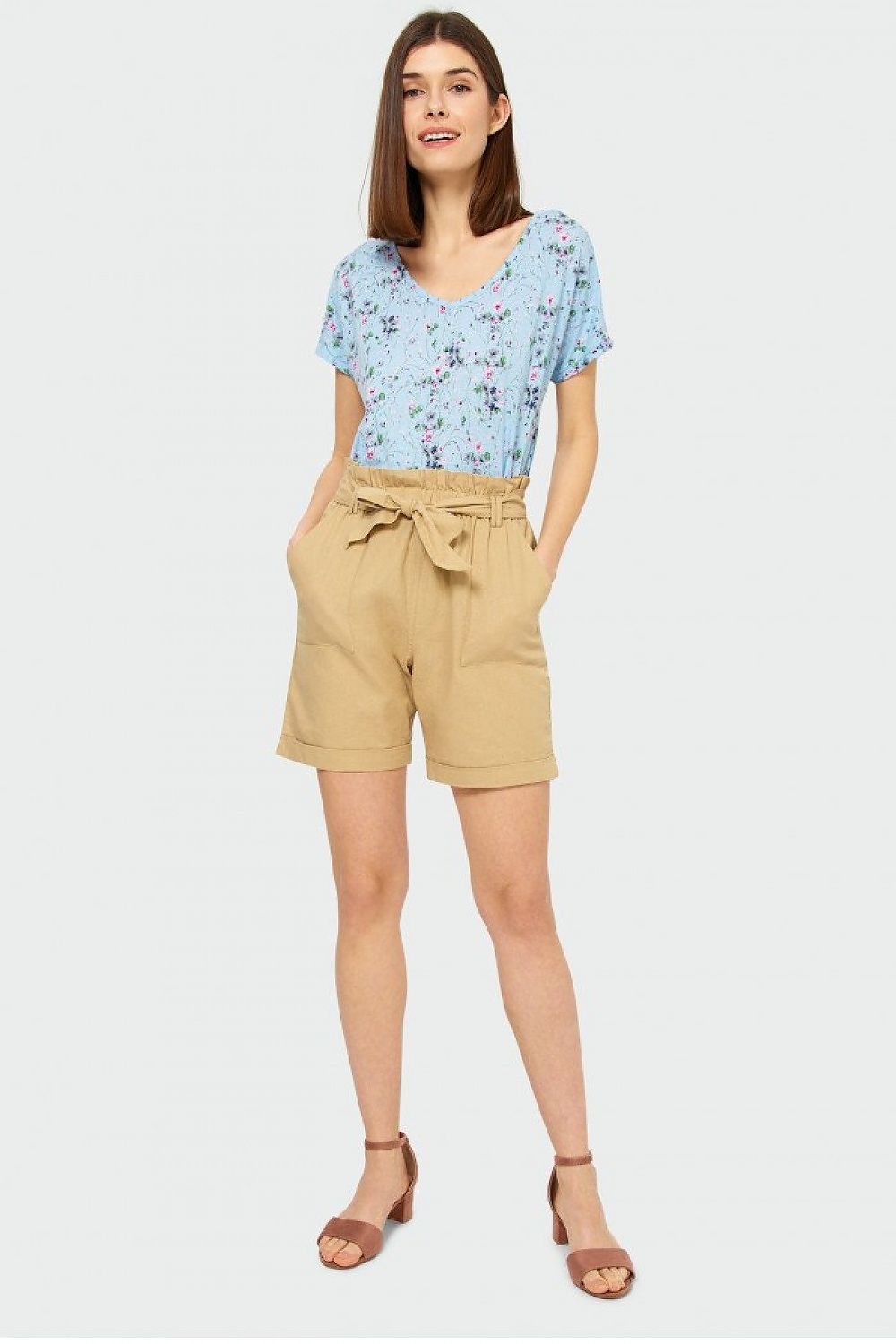 Shorts model 145773
